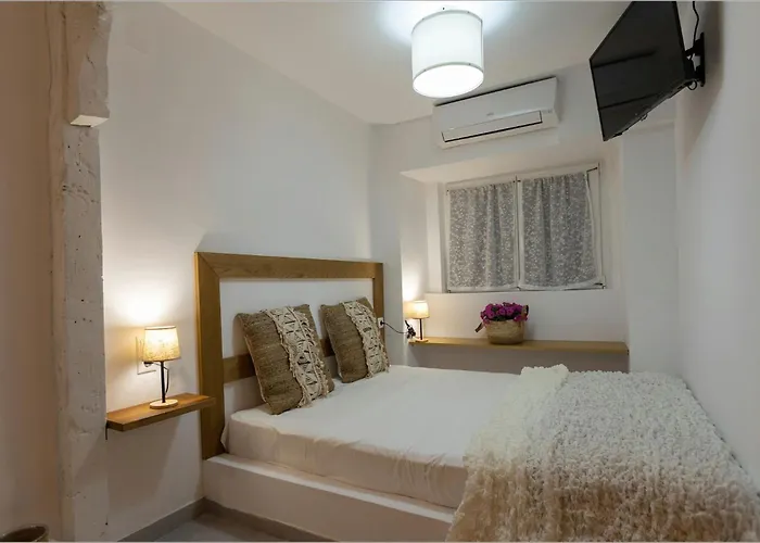 Ziv Boutique Town Square Ii