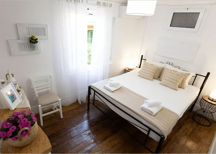 Apartment Ziv Boutique Town Square Ii Lefkada City