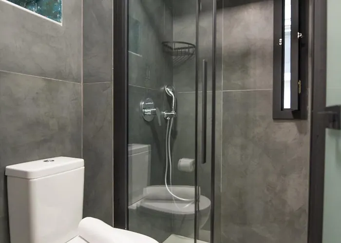 Ziv Boutique Town Square Ii *