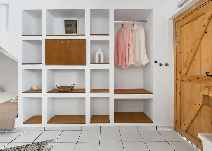 Ziv Boutique Town Square Ii Lefkada City