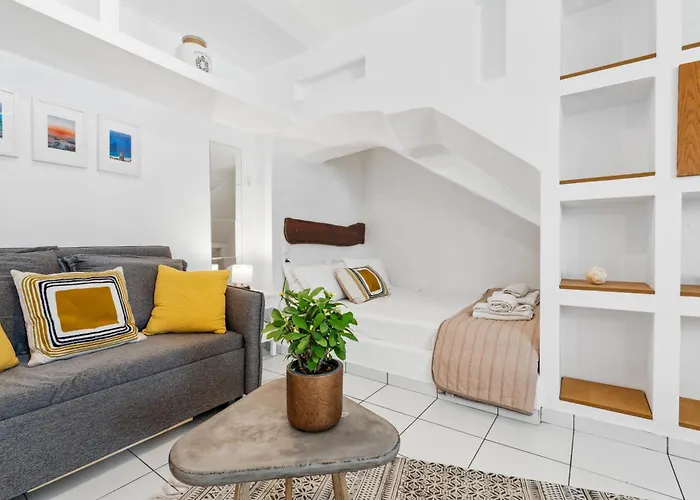 Ziv Boutique Town Square Ii Apartment