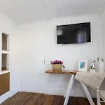 Ziv Boutique Town Square Ii Lefkada City