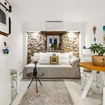 Ziv Boutique Town Square Ii